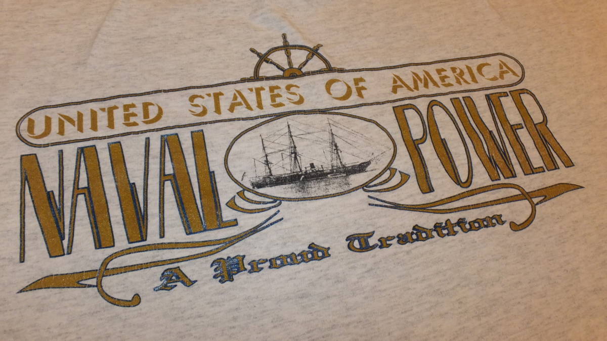 【US NAVY】米海軍 アメリカ海軍 United States Navy　TシャツサイズL コットン100％　　USN　　ビンテージシャツ_色はグレイです。