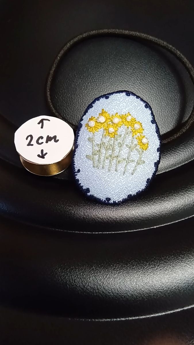 ハンドメイド 手刺繍 お花のヘアゴム