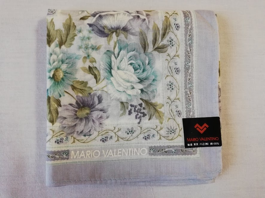 【正規品】Mario Valentino / マリオ・ヴァレンティーノ ハンカチ グレー 花柄 yh-2607_画像1