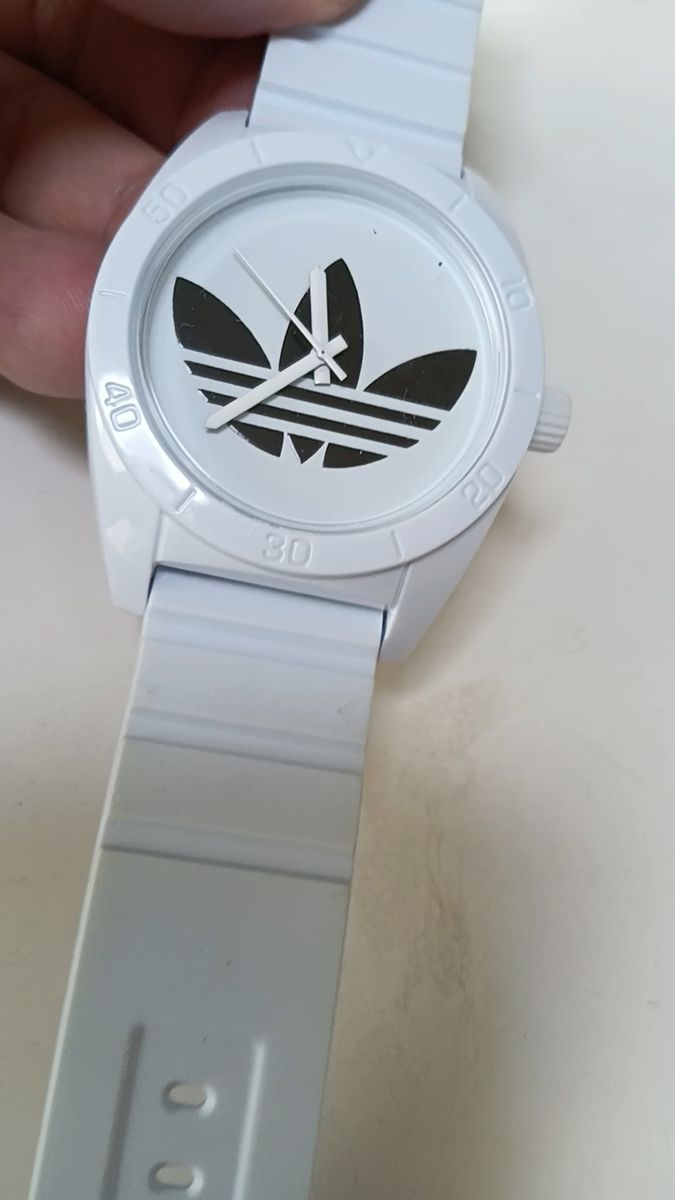 adidas 腕時計 稼働品