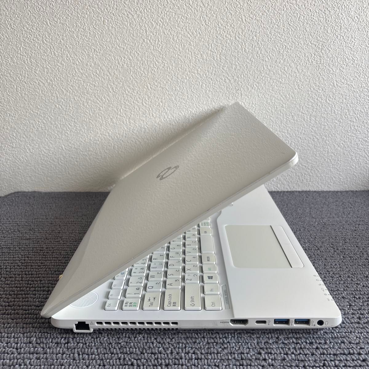 富士通lifebook AH50/B3 i7-7700HQ メモリ8GB SSD 256GB Win10 富士通lifebook AH50/B3 i7-7700HQ メモリ8GB SSD 256GB Win10