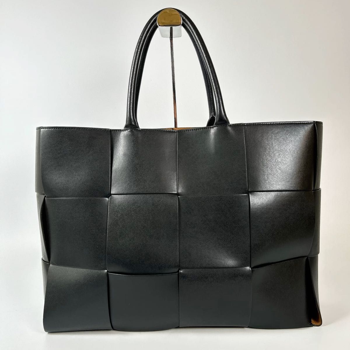 美品 BOTTEGA VENETA ボッテガ・ヴェネタ マキシ・イントレチャート ラージ・アルコトート バッグ ミニボストン