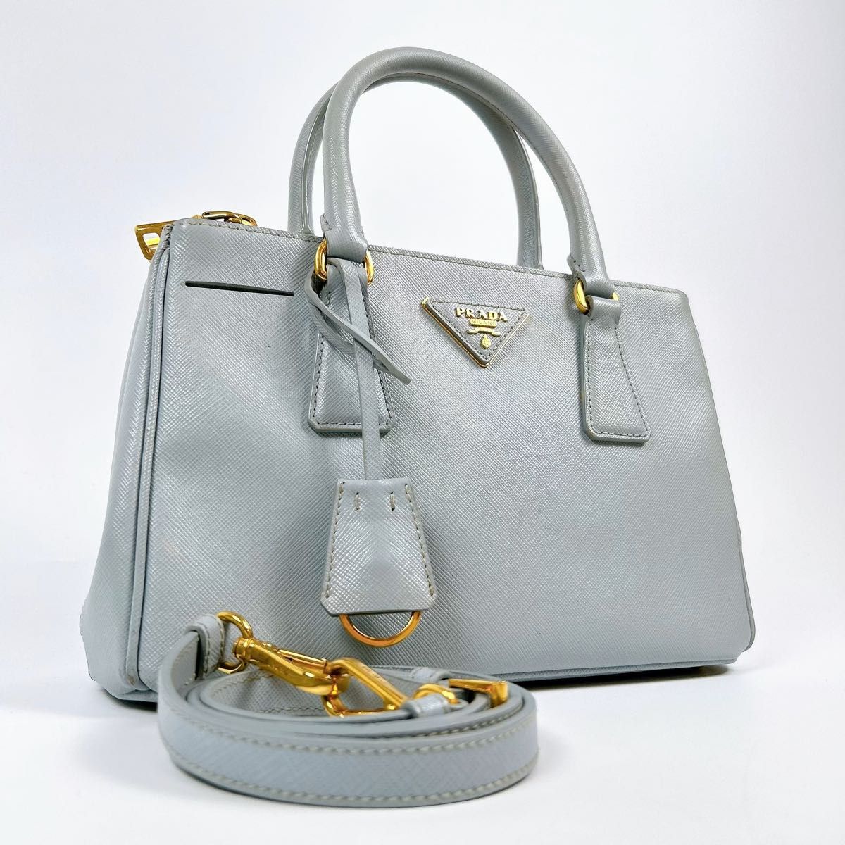 極美品 PRADA プラダ サフィアーノ プレート 2WAY ハンドバッグ