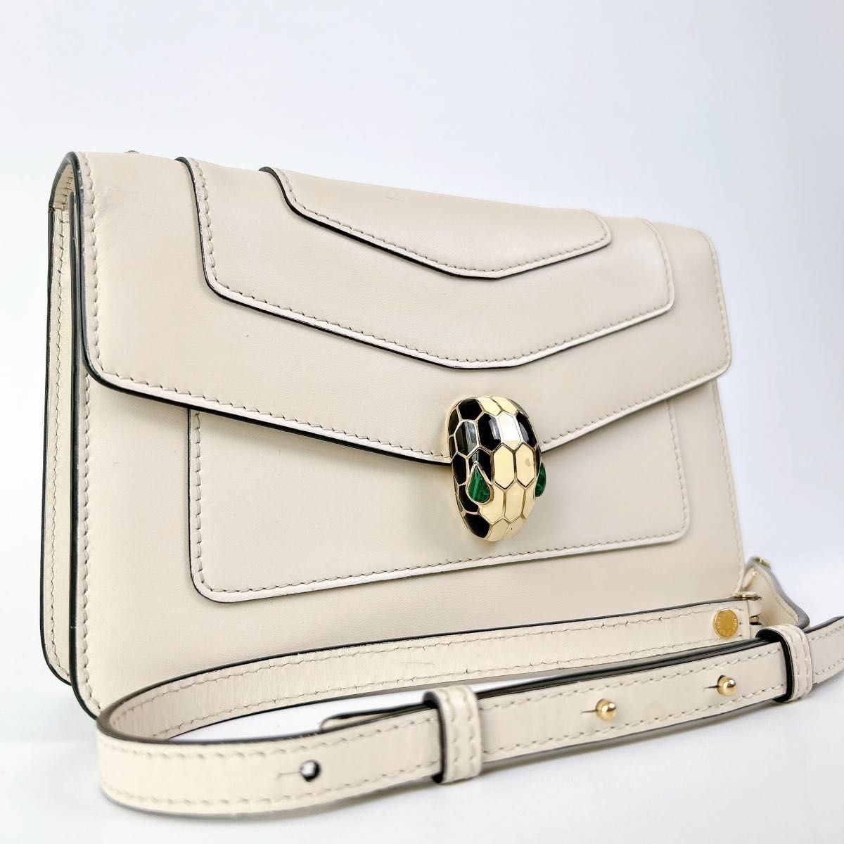 【ほぼ新品】BVLGARI ブルガリ セルペンティ レザー チェーン ショルダーバッグ