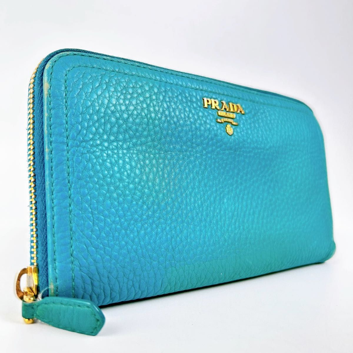【美品】PRADA プラダ 長財布 ウォレット ラウンドジップ レザー ターコイズブルー