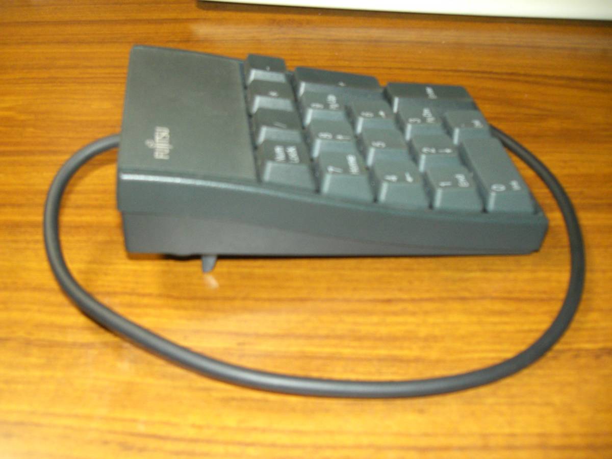 FUJITSU Fujitsu PS2 цифровая клавиатура FMV-NTKB1A работоспособность не проверялась Junk 