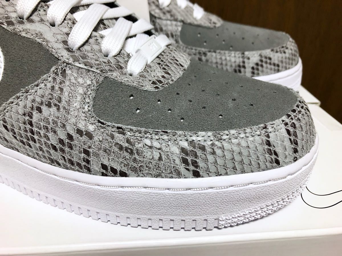 20年製 NIKE AIR FORCE 1 BY YOU GREY SNAKE SUEDE ナイキ エアフォース AF1 SWOOSH【CT3761-991】ヘビ 蛇 グレー スエード 灰 US11_画像4