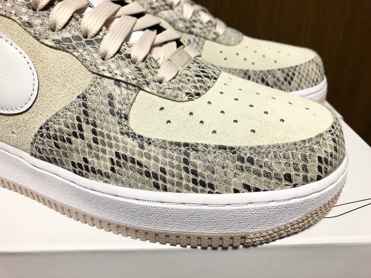 20年製 NIKE AIR FORCE 1 BY YOU BEIGE SNAKE SUEDE ナイキ エアフォース AF1 SWOOSH【CT3761-991】ヘビ 蛇 ベージュ スエード US9.5_画像4