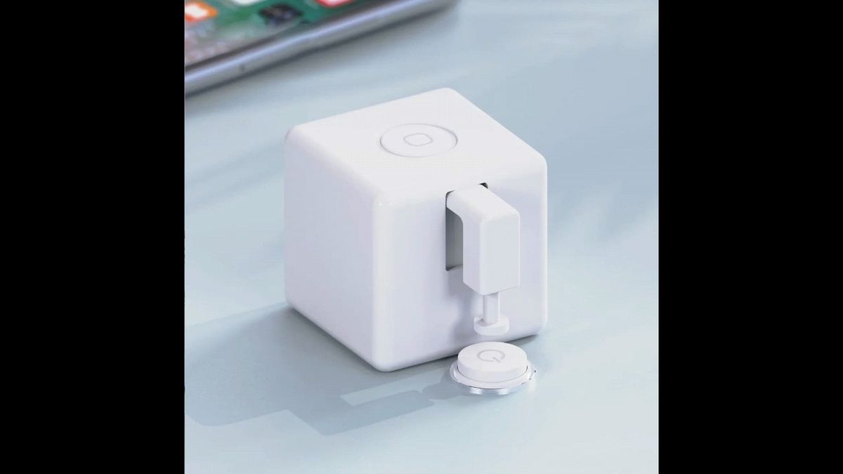 フィンガーボット 指ロボット スマホでスイッチが押せる リモコン 照明スイッチ エアコン お風呂スイッチ IoT スマホ