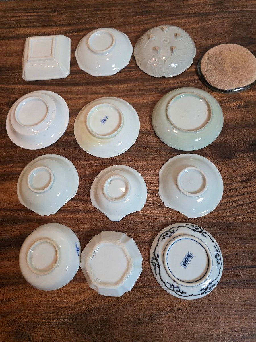 【骨董品】【有田焼】【古伊万里】 小皿。豆皿 13点まとめ売り】 骨董品】【有田焼】【古伊万里】 小皿 豆皿 13点まとめ売り