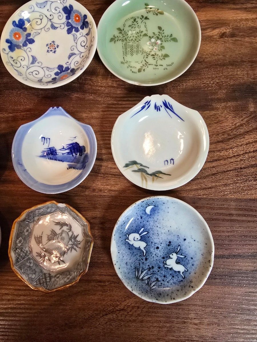 【骨董品】【有田焼】【古伊万里】 小皿。豆皿 13点まとめ売り】 骨董品】【有田焼】【古伊万里】 小皿 豆皿 13点まとめ売り