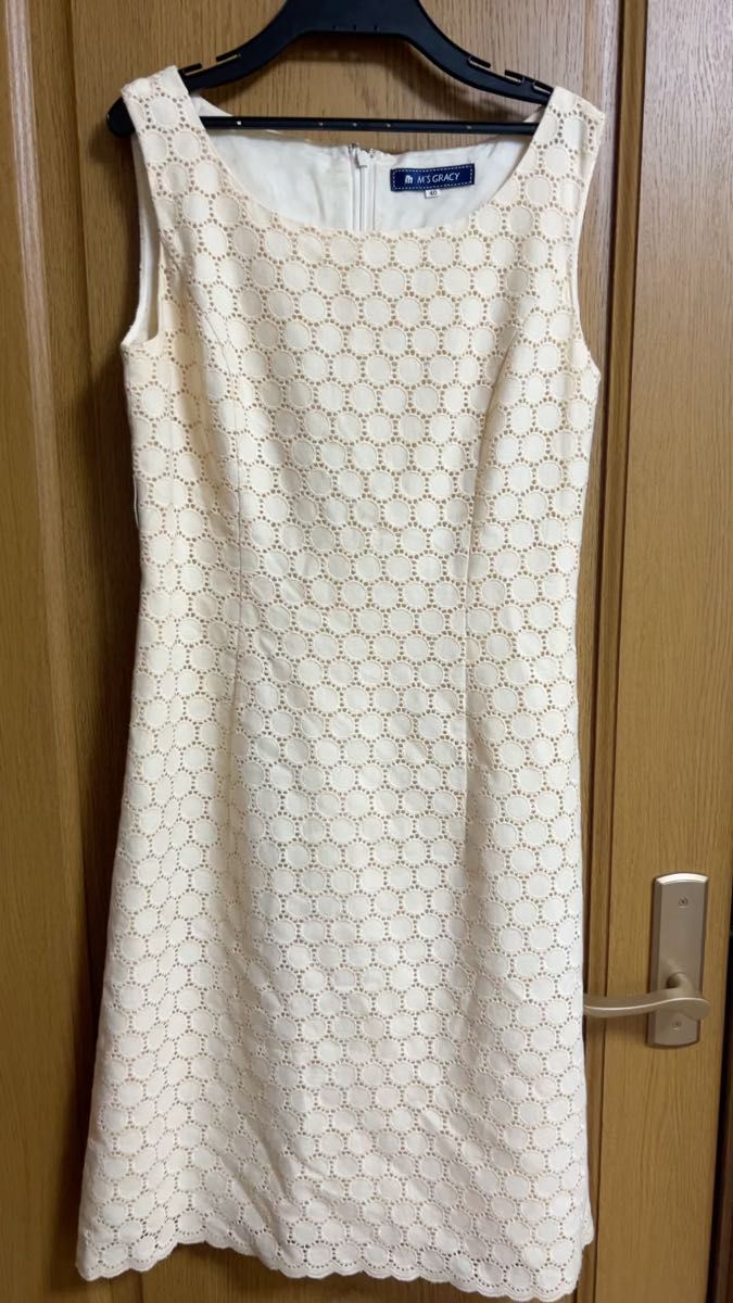 M'S GRACY エムズグレイシー ワンピース 刺繍 ノースリーブ ベージュ L