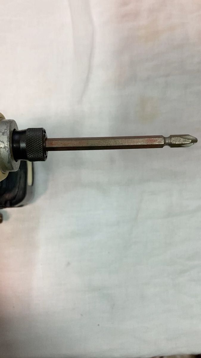 マキタ 充電式インパクトドライバ TD132D 14.4Vセット