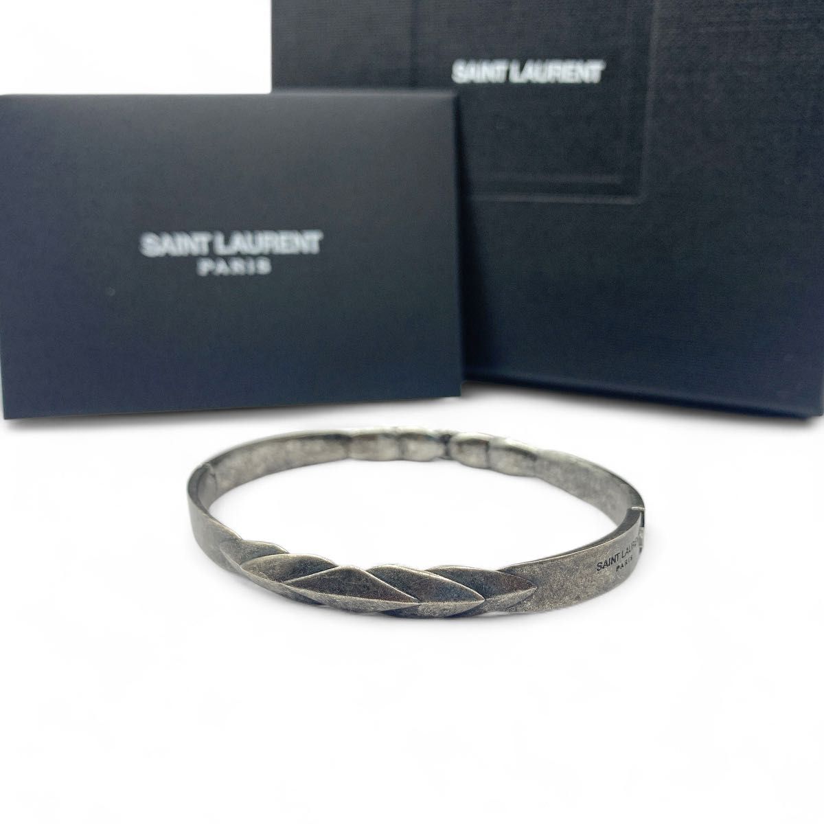 即発OK&送料関税込◇SAINT LAURENT Vシェブロン ブレスレット 新品・正規品 SAINT LAURENT Vシェブロン ブレスレット|Yahoo