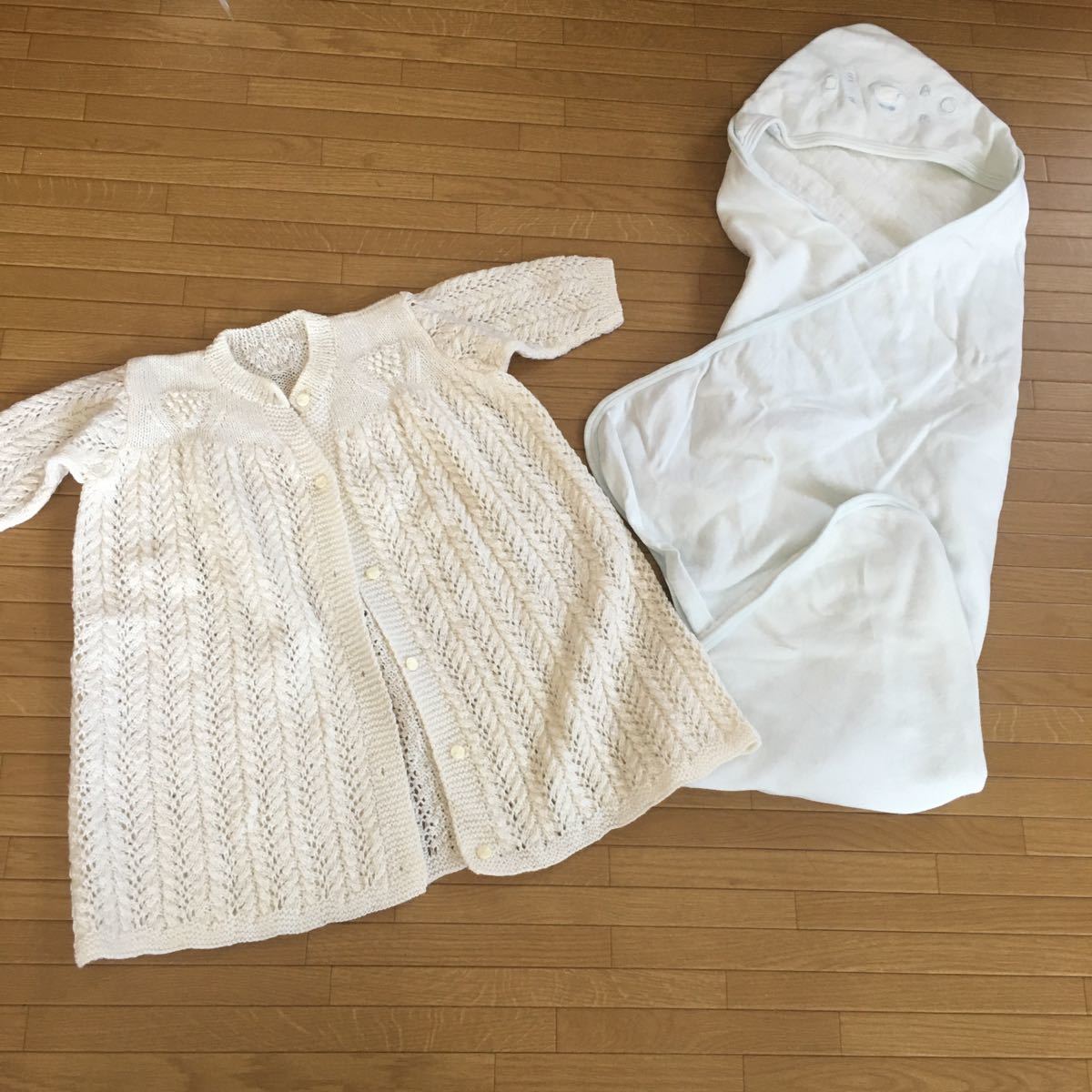  newborn baby . parcel .. three . set ... when baby ..... hand-knitted garden clothes several times use . beautiful goods 
