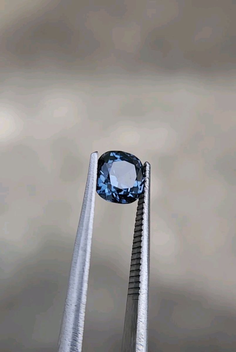 非加熱 1.25ct ~Violetish Blue~ 天然石ブルースピネル ルース