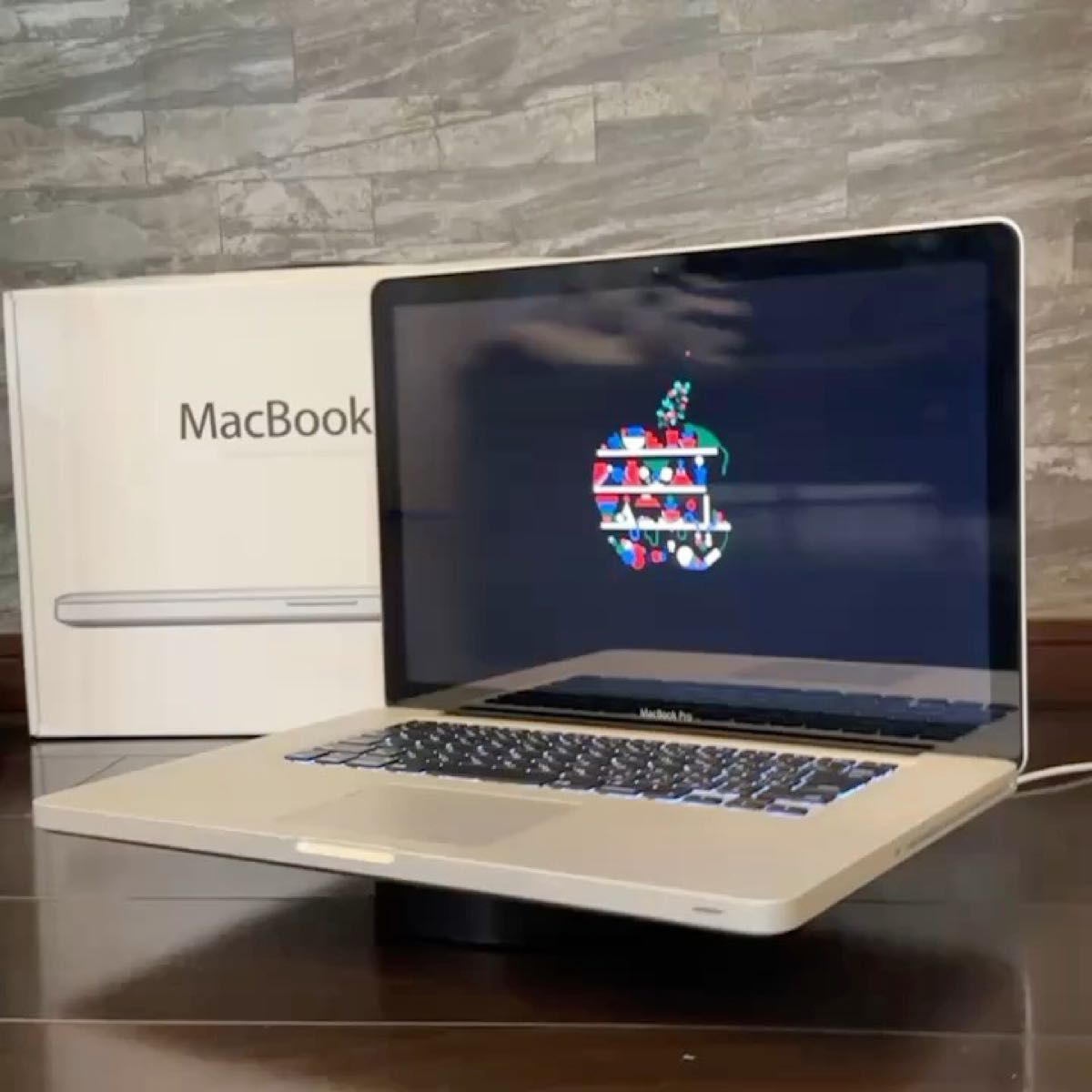 【GW★セール】MacBook Pro i7 新品SSD512GB メモリ16GB デュアルGPU 新品級バッテリー 動画編集◎
