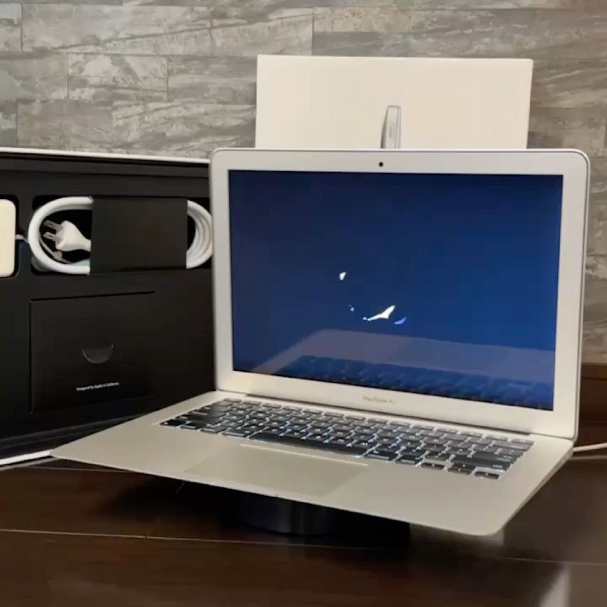 【最強スペック】美品◎MacBook Air i7 2021年Office 新品バッテリー SSD512GB Mac&Win11