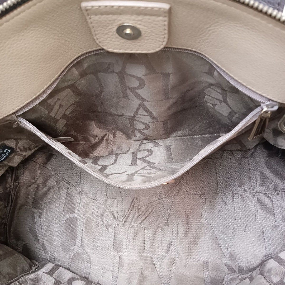 【美品】フルラ FURLA ハンドバッグ トートバッグ パイソン柄 ブルー ベージュ 大容量