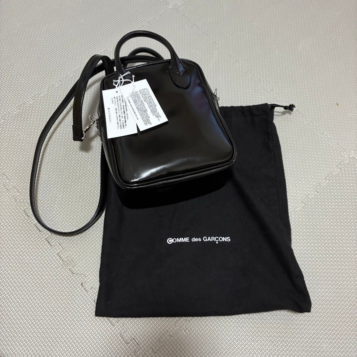 아*様 コムデギャルソン レザー ショルダー ハンドバック 青山限定 スクエア 新品 未使用 タグ付き 青山店限定 コムデギャルソン レザー