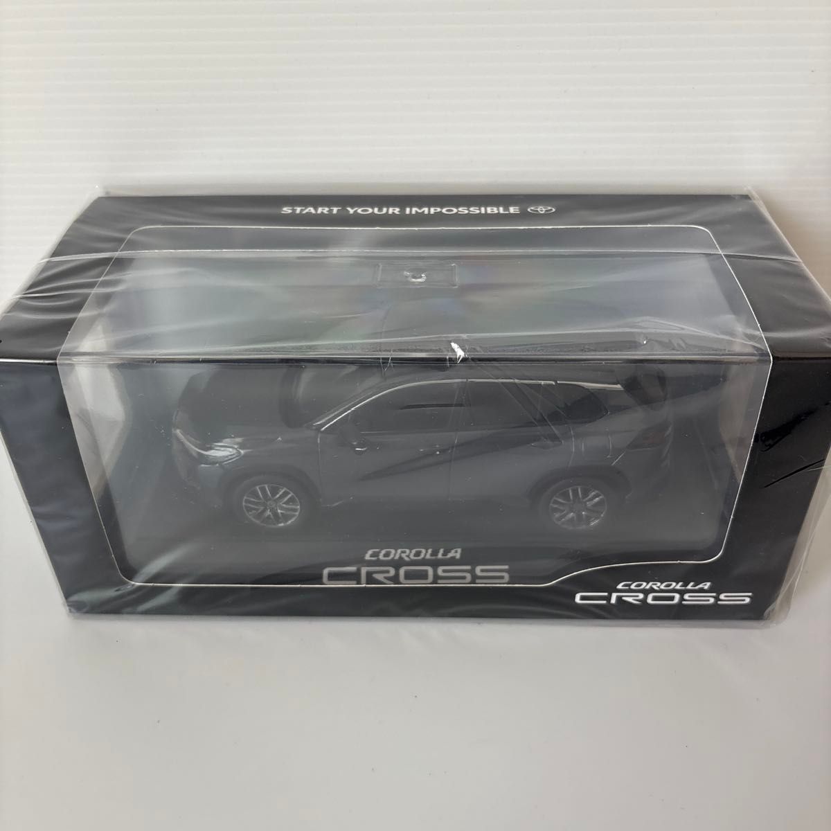 新型カローラクロス ミニカー カラーサンプル メタルストリームメタリック【非売品 トヨタ 新型カローラクロス ミニカー カラーサンプル アッシュ