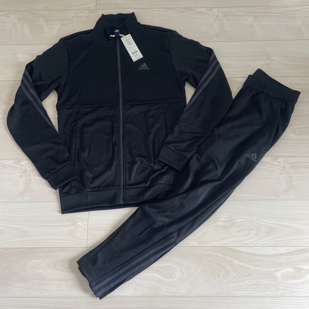 adidas アディダス ジャージ 上下 セットアップ 黒 人気 L 未