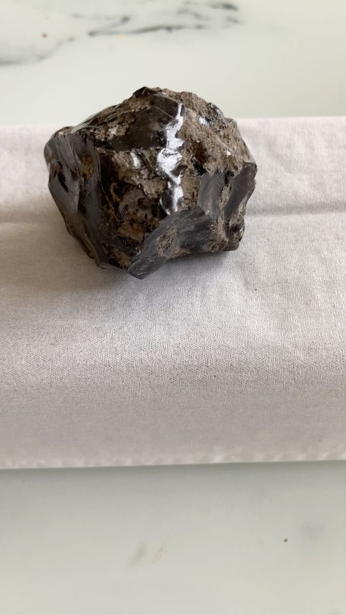 黒曜石 原石