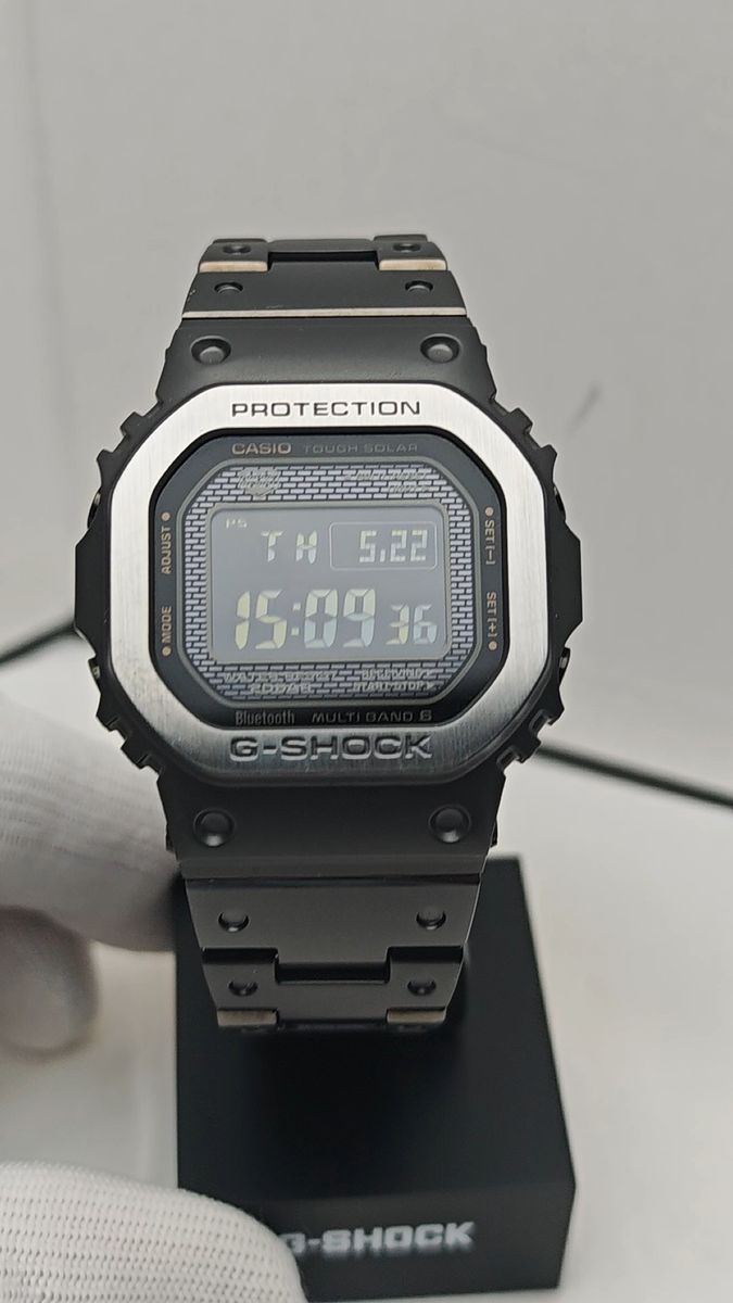 【美品】カシオ G-SHOCK GMW-B5000MB-1JF