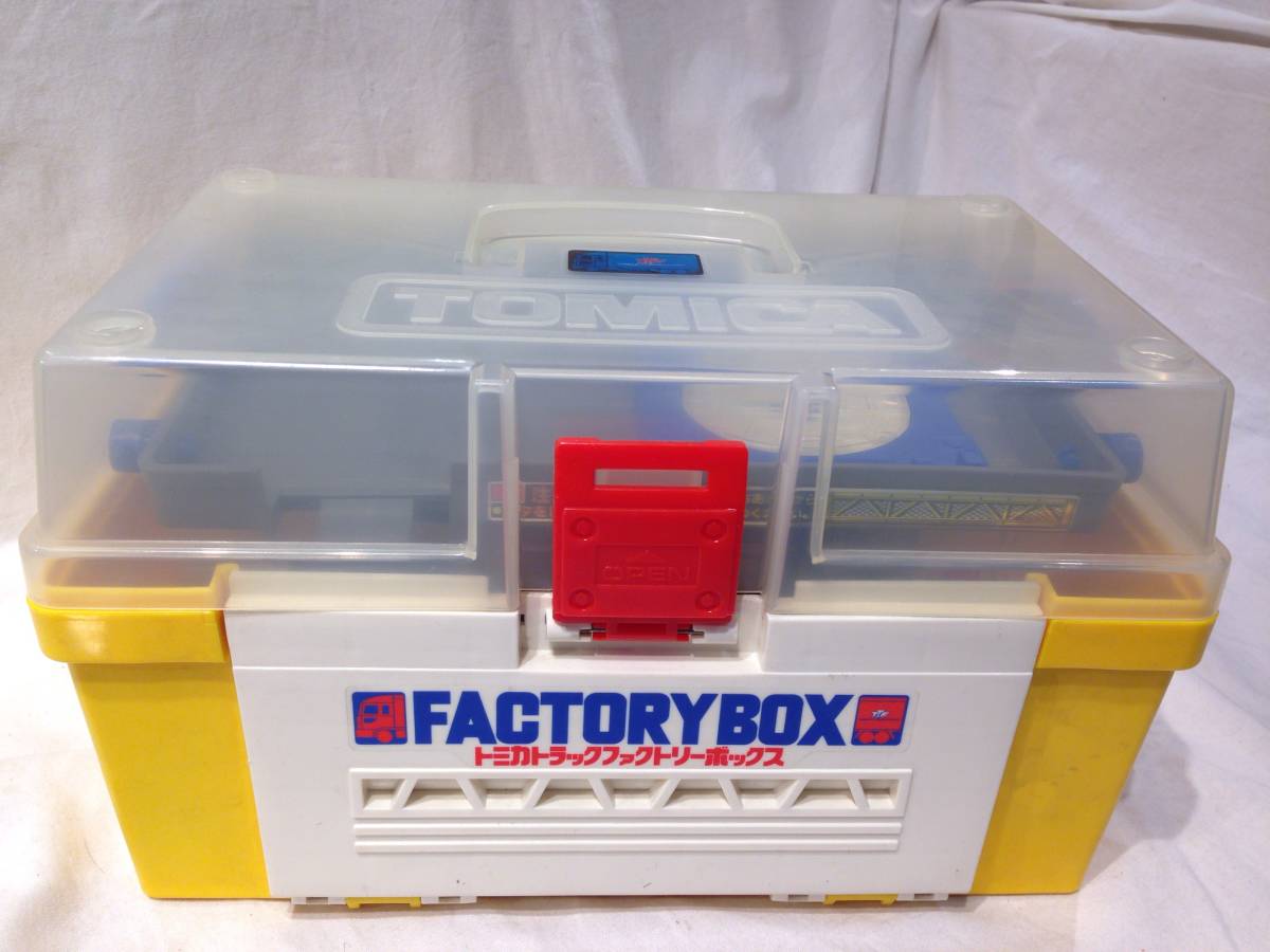 1774 TOMY トミカ トミカトラックファクトリーボックス ミニカー 男の子 玩具 おもちゃ