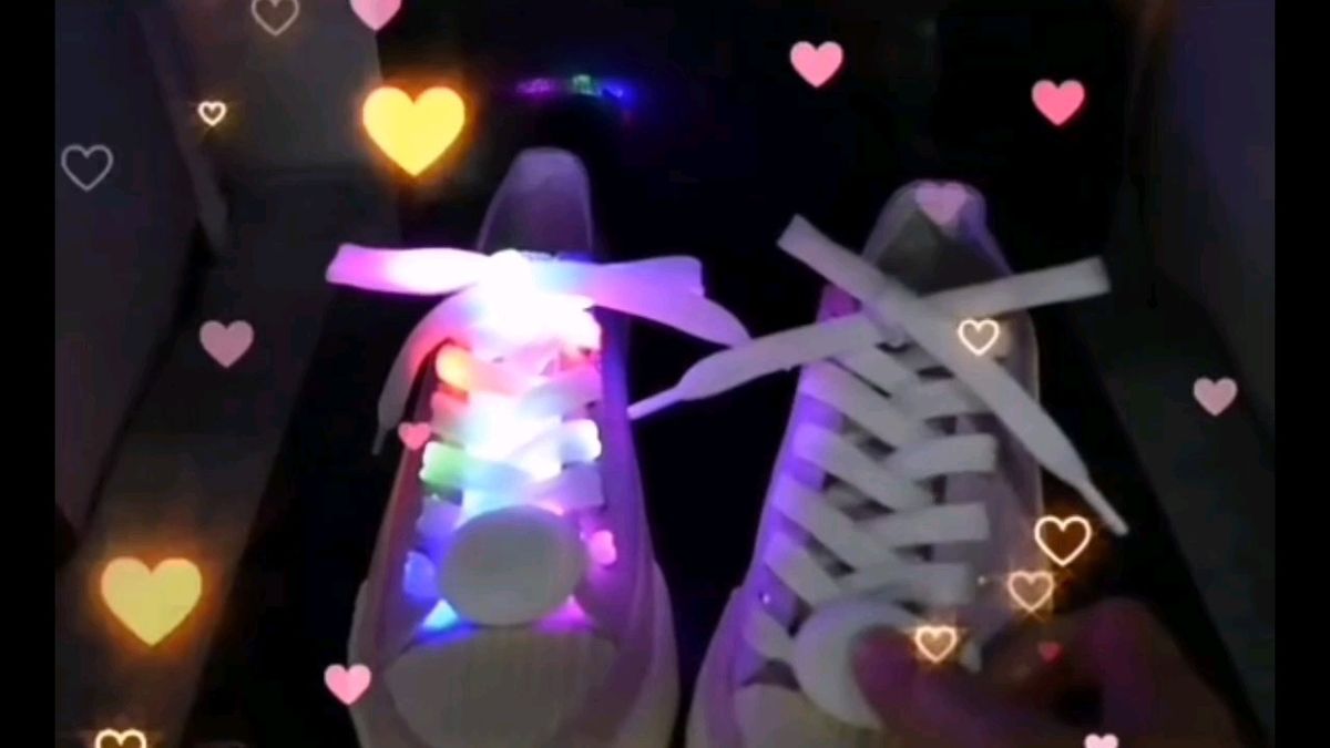 光る七彩靴ひも 光るシューストリング LED Flashing shoelace