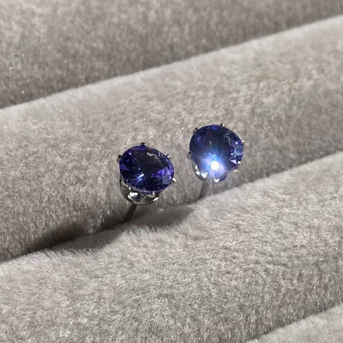 天然石 宝石質タンザナイト 5mm スタッドピアス サージカル