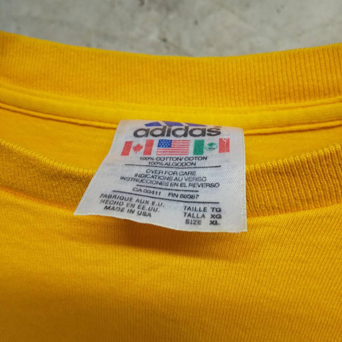 PayPayフリマ｜90s adidas / アディダス Tシャツ XL USA製 デカロゴ 