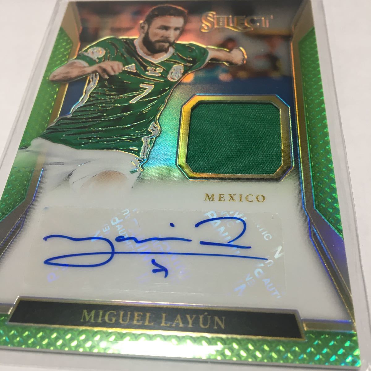 16 17 Panini Select Soccer ミゲル ラジュン メキシコ 直筆サインジャージカード 60枚限定 シングルカード 売買されたオークション情報 Yahooの商品情報をアーカイブ公開 オークファン Aucfan Com 16 17 Panini Select Soccer ミゲル ラジュン メキシコ 直筆サインジャージカード 60枚限定 シングルカード 売買されたオークション情報 Yahooの商品情報をアーカイブ公開 オークファン Aucfan Com
