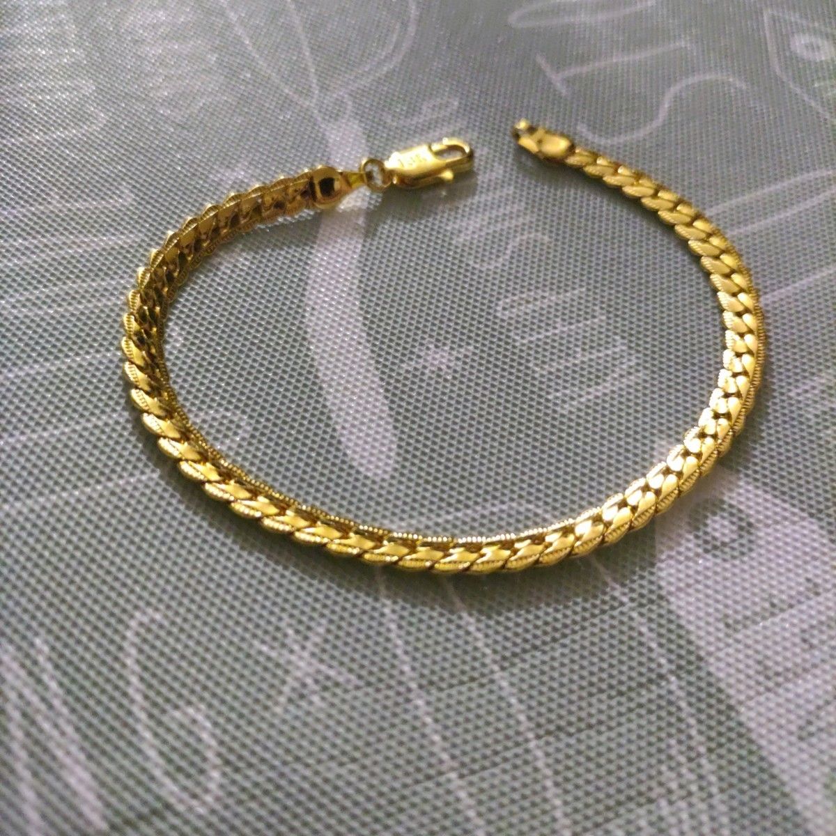 レディース用【4日限定掲載 0時削除】ブレスレット 18k 刻印 19cm 30日限定掲載 0時削除】18k 刻印 19cm レディース用ブレスレット