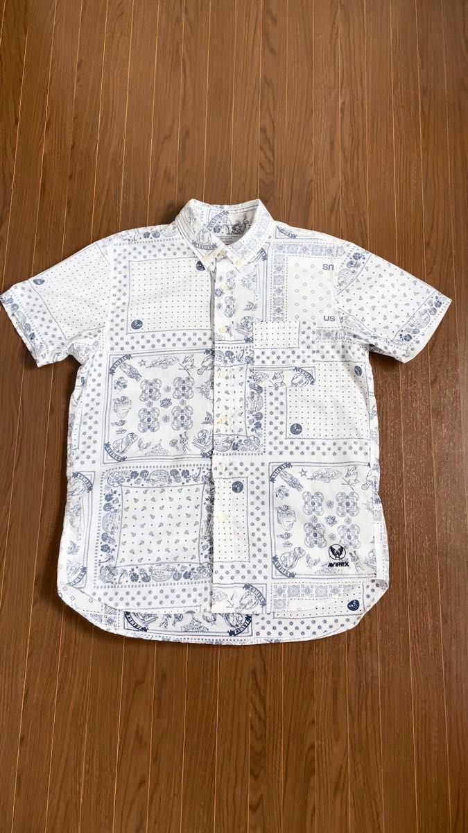 【送料無料】AVIREX リバースプリント S/S B.Dシャツ アヴィレックス メンズ M バンダナガラ ペイズリー ロゴ刺繍