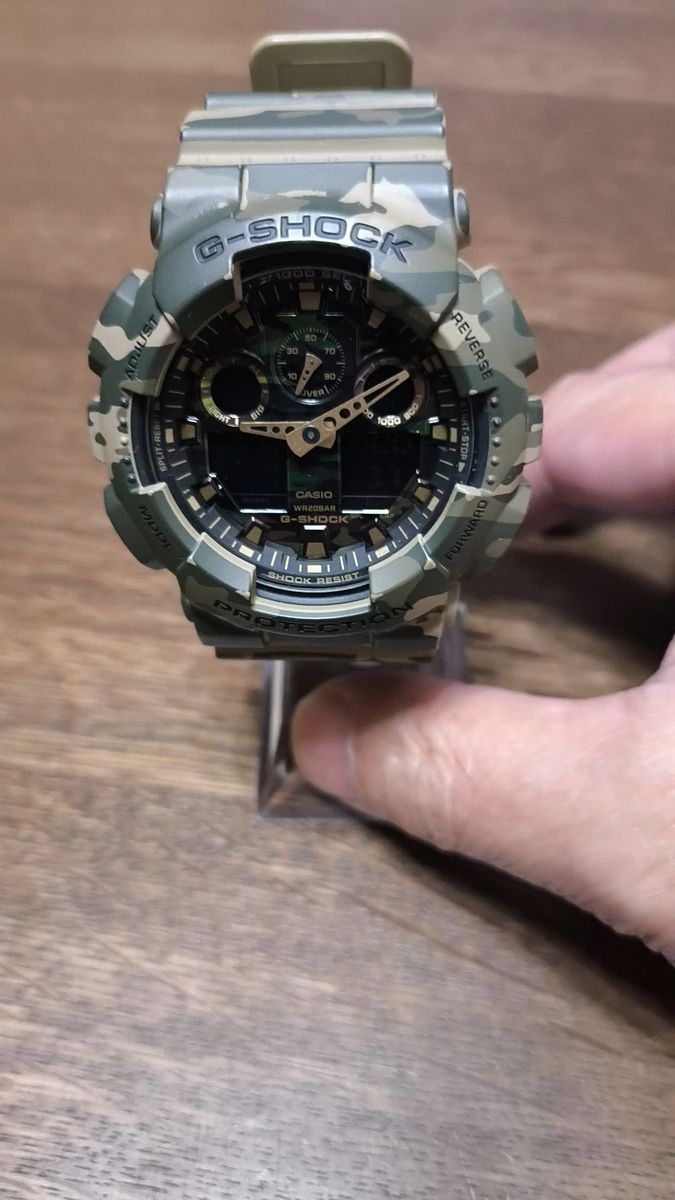 新品同様 CASIO G-SHOCK GA-100CM-5AJF カモフラ 電池交換 異常無し。【即日発送、送料無料、匿名配送】