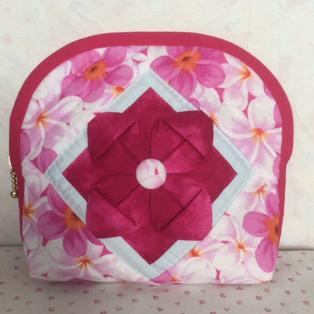 Paypayフリマ ポーチ ハンドメイド 折り紙キルト Paypayフリマ ポーチ ハンドメイド 折り紙キルト