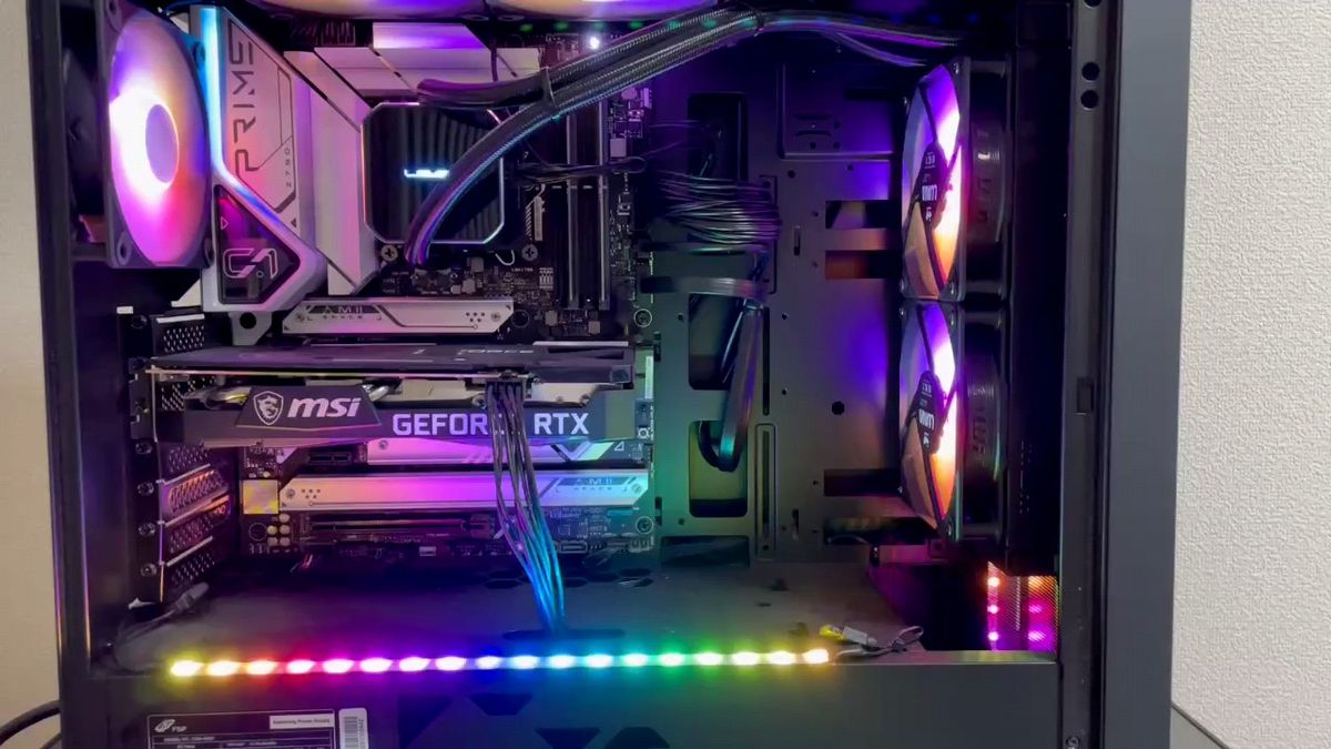 Core i7-13700F / GeForce RTX 3060 / RAM 32GB / SSD 1TB