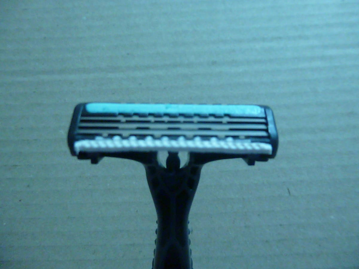ヤフオク アパホテル T字カミソリ Schick Razor を10個 ヤフオク アパホテル T字カミソリ Schick Razor を10個