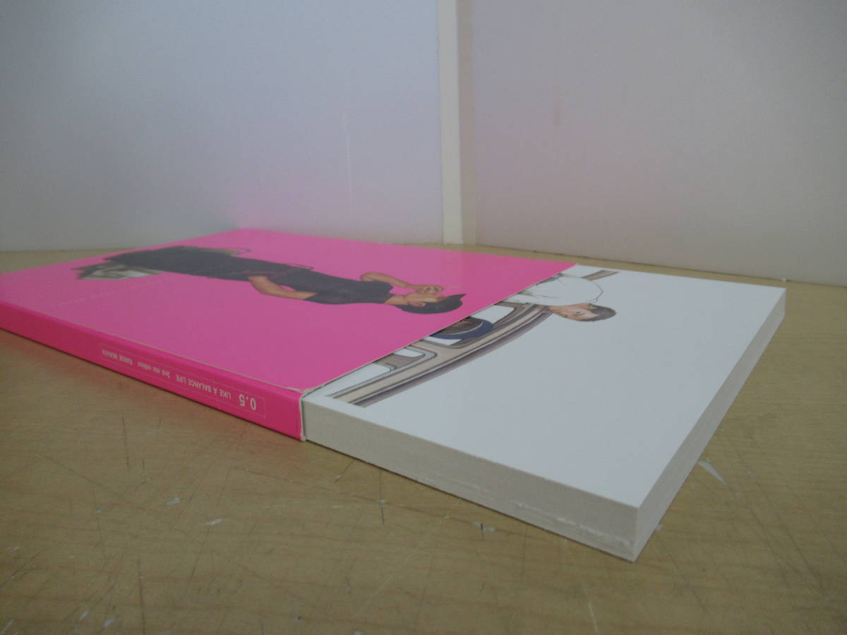 Bibian 比比昂- 0.5―Like a balance life 2nd mix edition (日本語) ポスターセットイラスト集・ オフィシャルブック村田蓮爾(著) 作品集- Bibian 比比昂日本代標 Bibian 比比昂- 0.5―Like a balance life 2nd mix edition (日本語) ポスターセットイラスト集・ オフィシャルブック村田蓮爾(著) 作品集- Bibian 比比昂日本代標