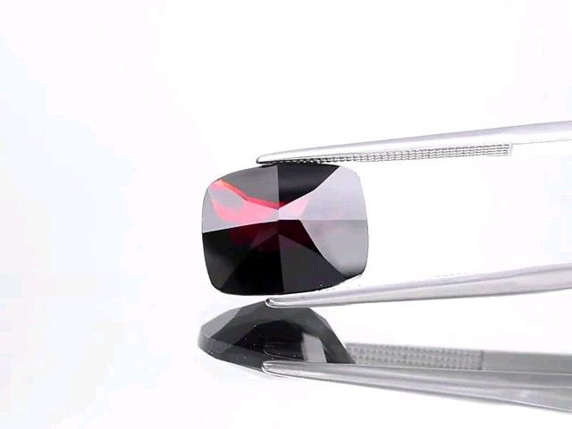 No.310 アルマンディンガーネット 約6.41ct 約12mm×10mm アフリカ産