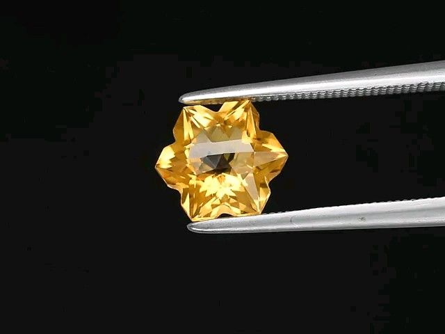 No.681 シトリン 約1.57ct 約8.5mm×7.5mm ブラジル産