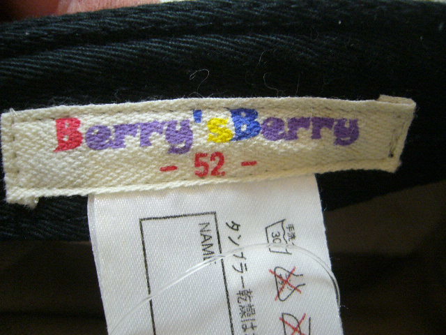 Berry'sBerry ベリーズベリー 帽子 ぼうし キャップ 野球帽 サイズ52㎝ 二重構造しっかりしています ダメージデザイン レアなデザイン 美品_画像7