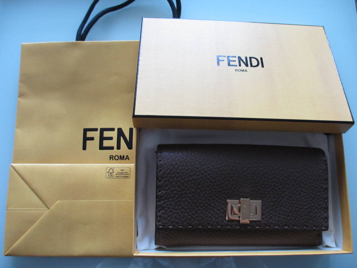 最終値下げ フェンディ FENDI peekaboo セレリアコンチネンタルウォレット バイカラー新品未使用_画像1