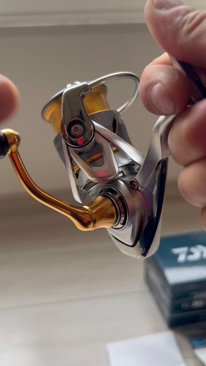 ダイワ 21フリームス FC LT2000S-XH DAIWA