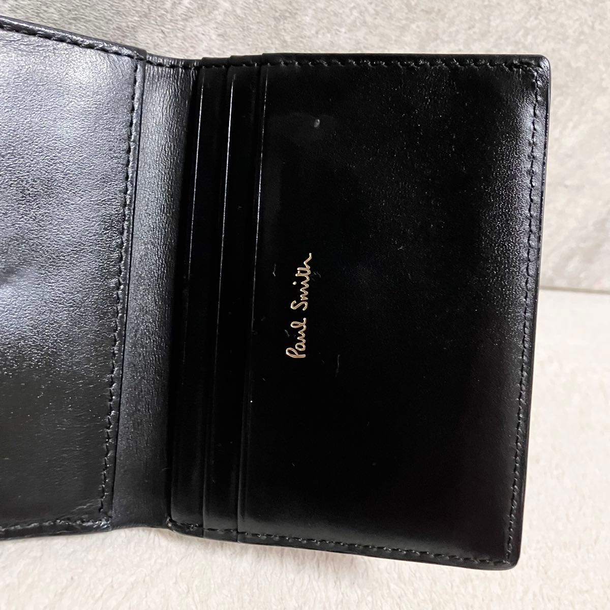 ポールスミス 美品 折り財布 がま口 フラワー レザー ブラック コンパクト Paul Smith ポールスミス 三つ折り財布 がま口 花柄 マルチ