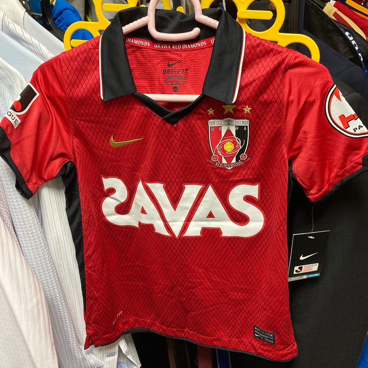 Paypayフリマ 値下げ 新品タグ付 浦和レッズ ユニフォーム 子供用xs Paypayフリマ 値下げ 新品タグ付 浦和レッズ ユニフォーム 子供用xs