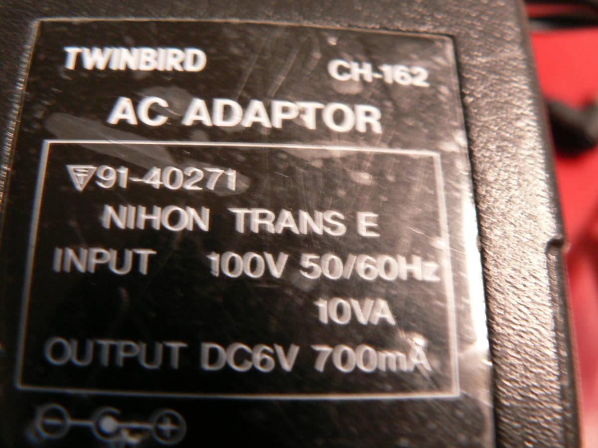 送料最安 410円～ ADP20：ツィンバード工業　ACアダプター　TWINBIRD　CH-162　中心極性+6.0V/700ｍA 給電口外径5.5mm 420g_画像2