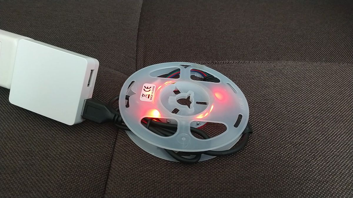 LEDテープ ライト LED ネオン管ライト 1M スマート センサー装飾照明ストリップ(複数色) USB