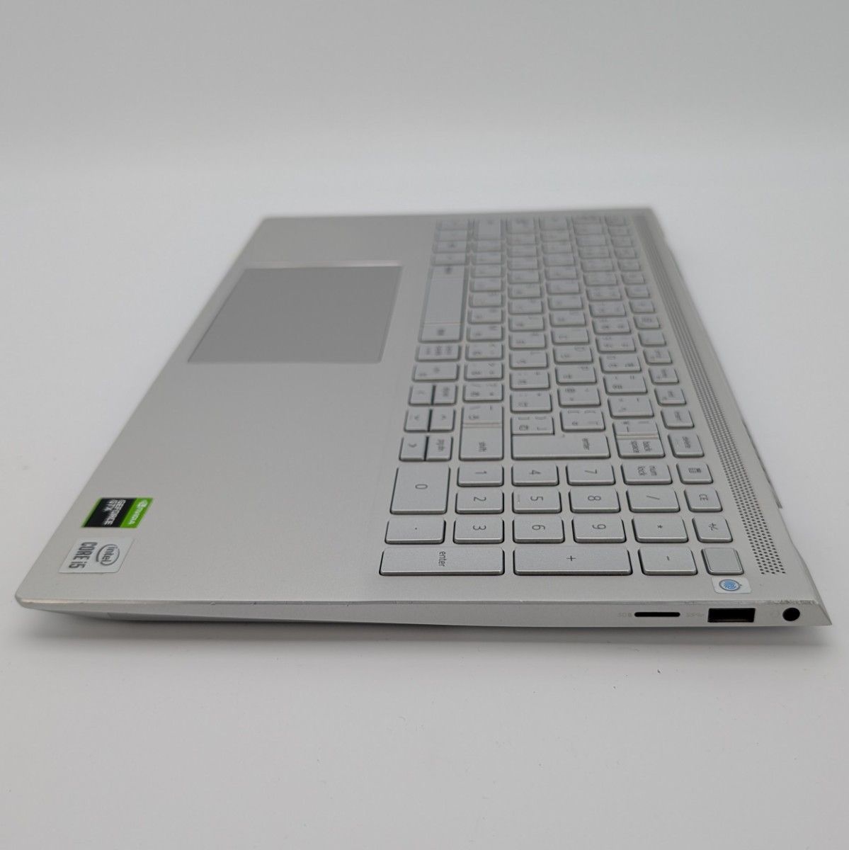 DELL Inspiron 7501 下半身のみ i5-10300H/GTX1650/メモリ16GB DELL Inspiron 7501 下半身のみ i5-10300H/GTX1650/メモリ16GB